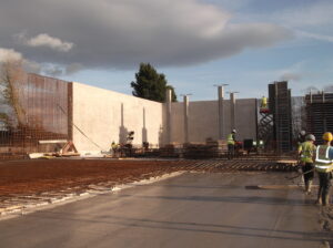 pouring concrete Llwyn Onn water tank